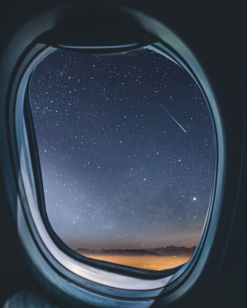 文件:Airplane-4252410 1280.jpg